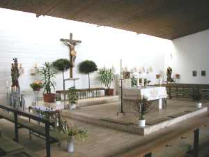 Innenraum mit Altar